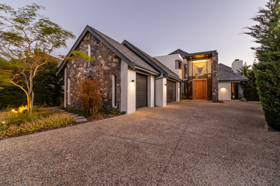 5 Bedroom Property for Sale in Pearl Valley at Val de Vie Western Cape